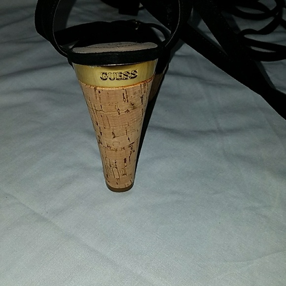 Shoes - Picture 4 of 4